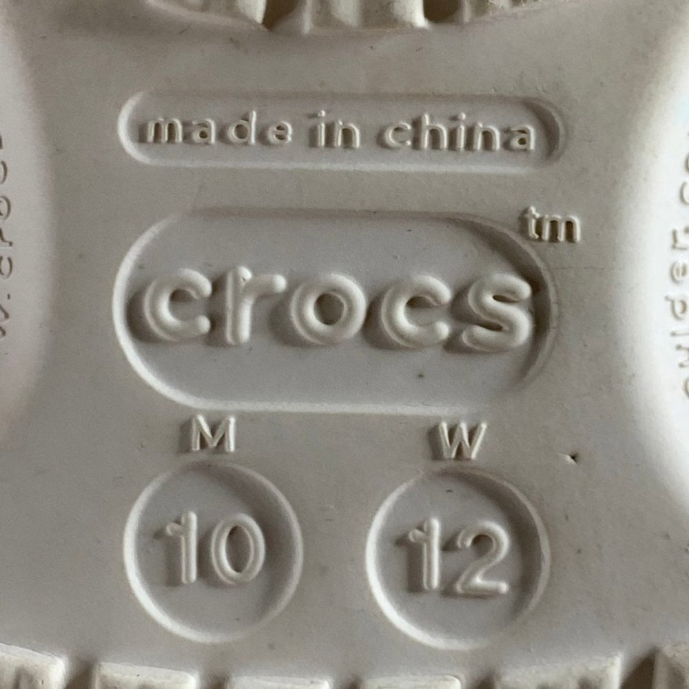 Men's CROCS Classic American Flag Sandal Shoe - Picture 7 of 11